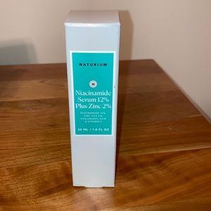 New Naturium Niacinamide Serum 12% Zinc 2%